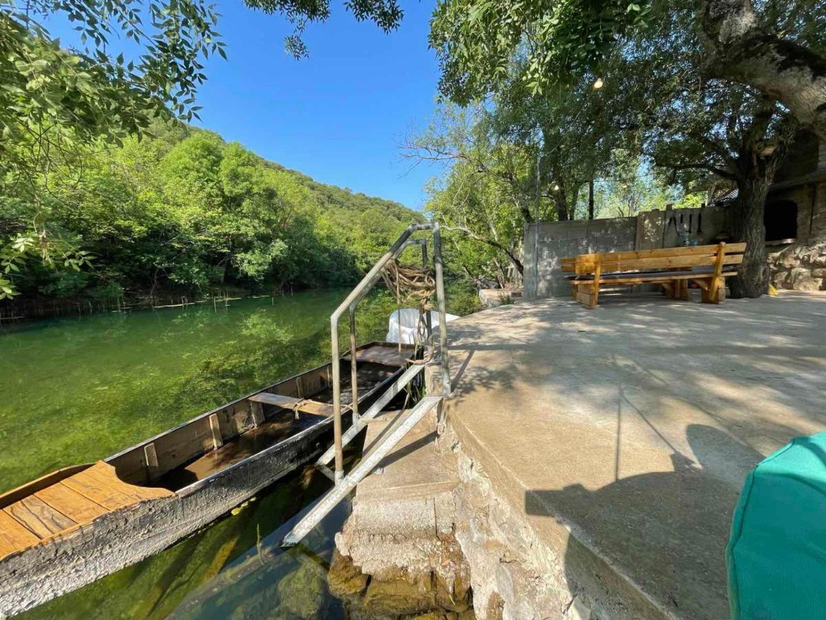 House On The River Blagaj Exterior photo